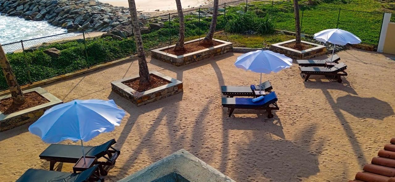 Hotel House By The Sea Hikka Hikkaduwa Exterior foto