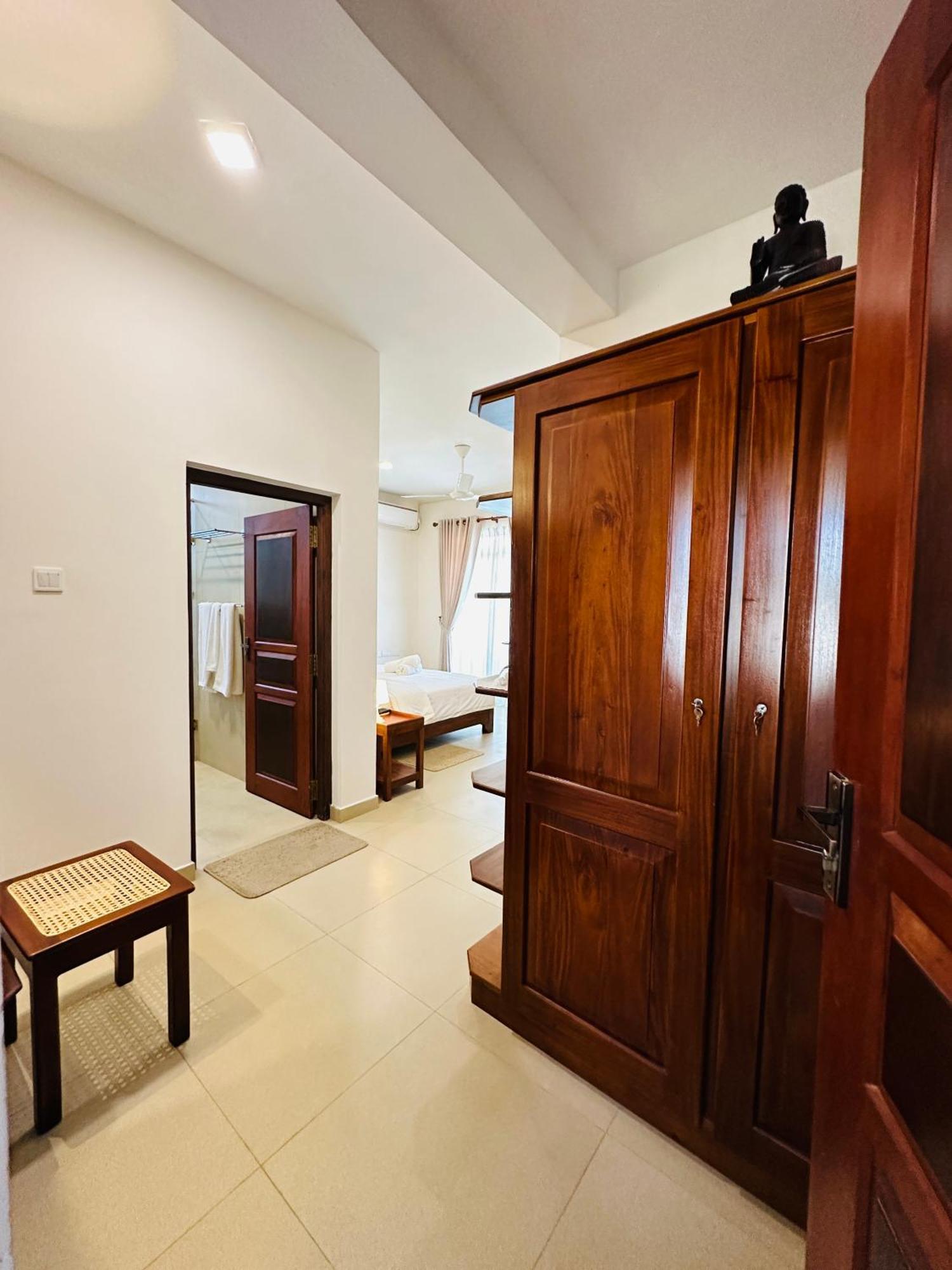 Hotel House By The Sea Hikka Hikkaduwa Exterior foto