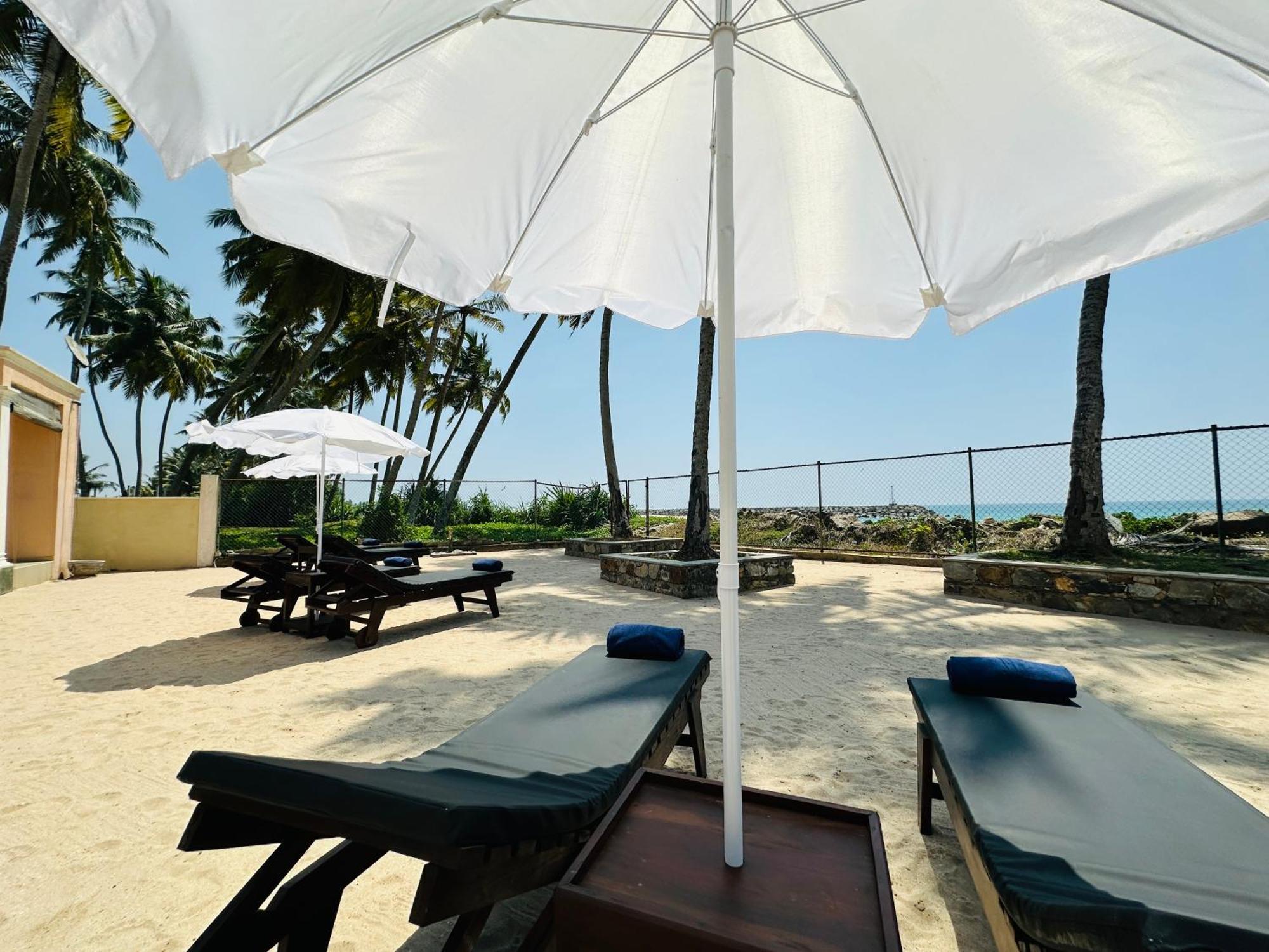 Hotel House By The Sea Hikka Hikkaduwa Exterior foto