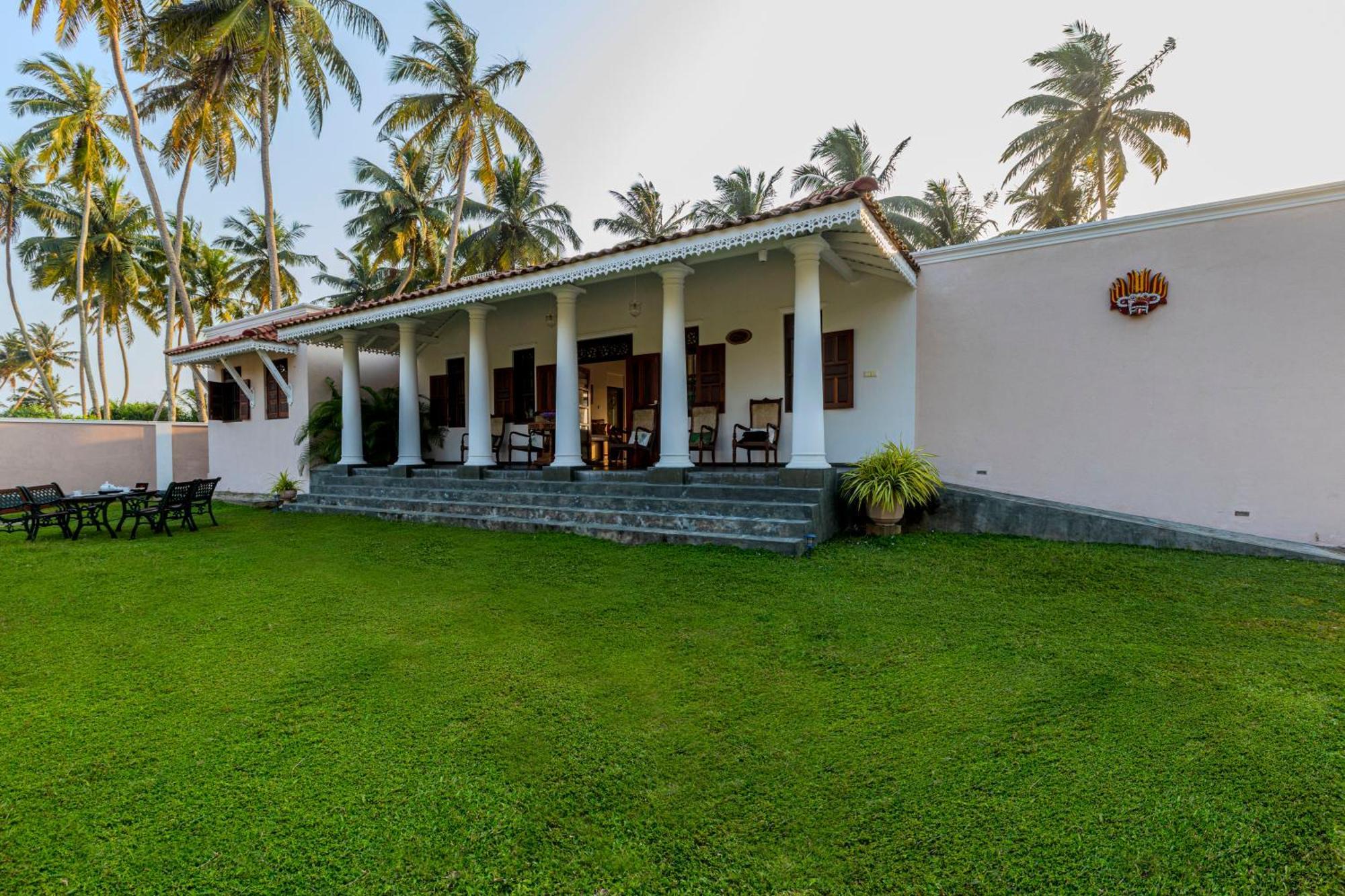 Hotel House By The Sea Hikka Hikkaduwa Exterior foto