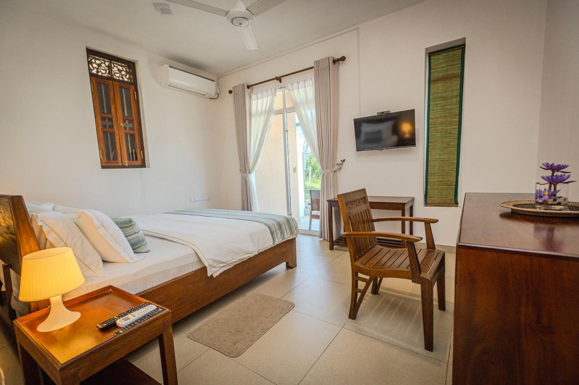 Hotel House By The Sea Hikka Hikkaduwa Exterior foto